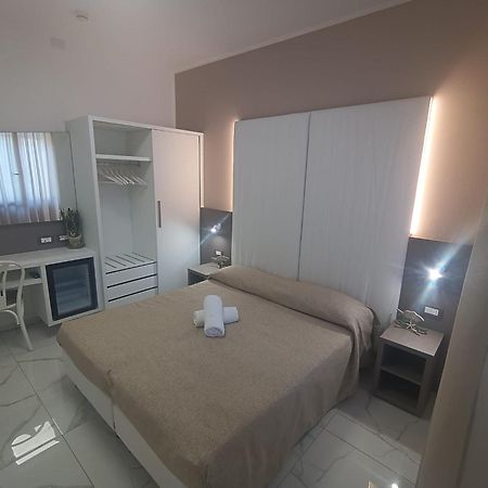 Hotel Cannes Bellaria-Igea Marina Esterno foto