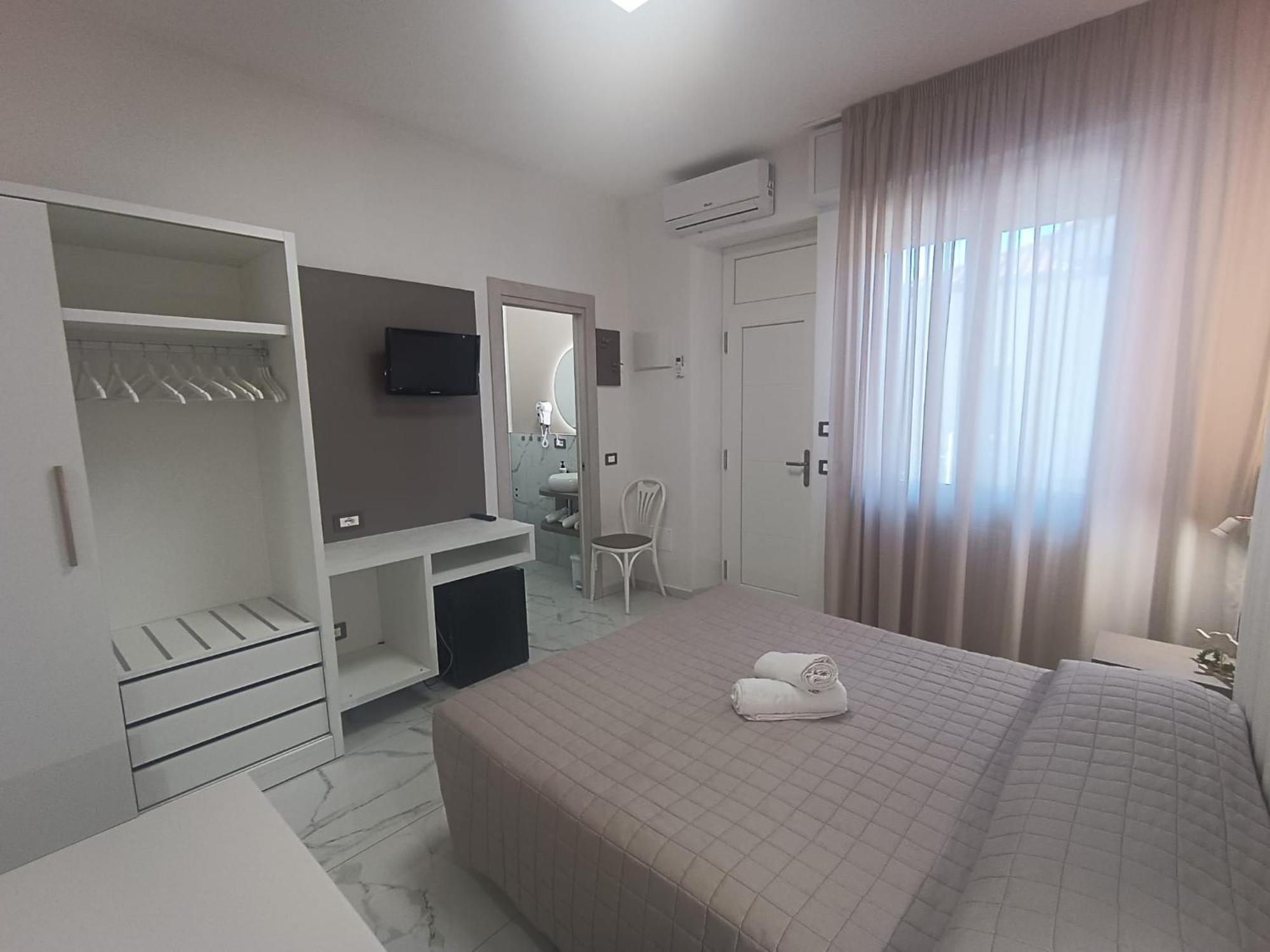 Hotel Cannes Bellaria-Igea Marina Esterno foto
