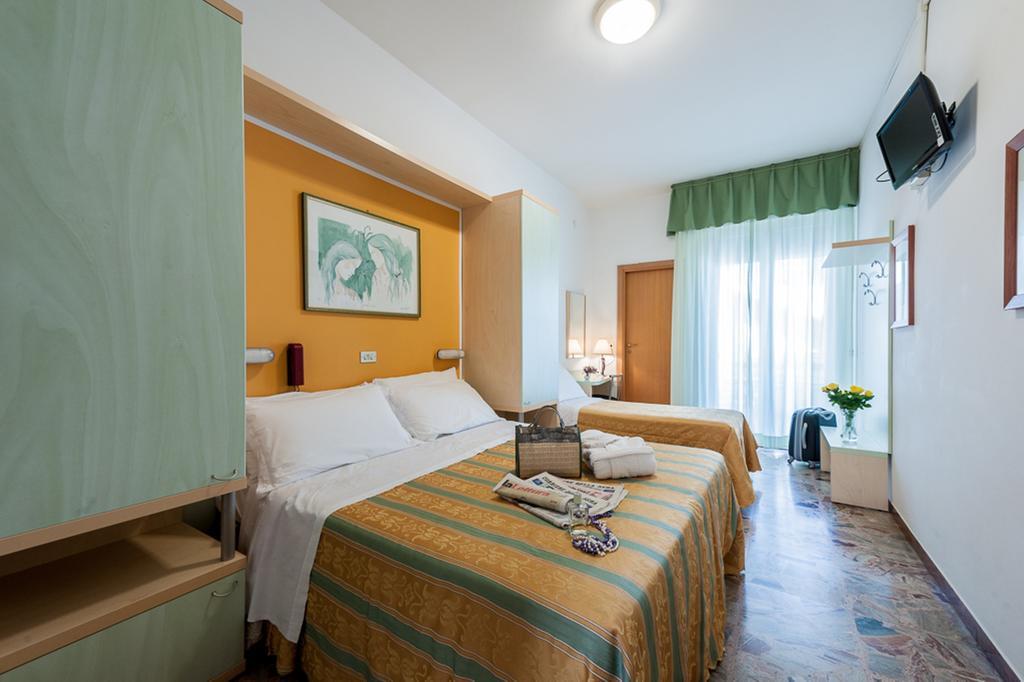 Hotel Cannes Bellaria-Igea Marina Esterno foto